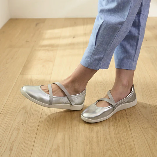 Vela Mary Jane Metatarsal - Image 3